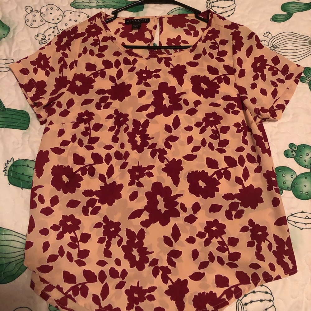 Simply styled petite top